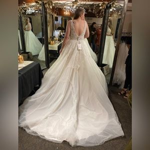 Justin Alexander Signature Wedding Dress